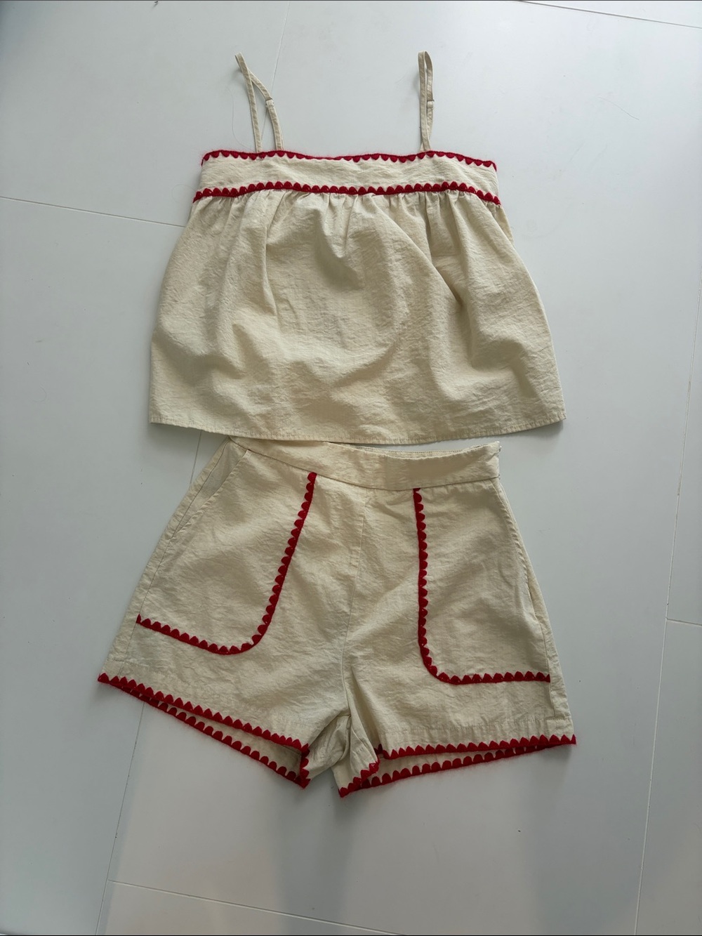 Commense size S Women's Shorts set with Red wave edge